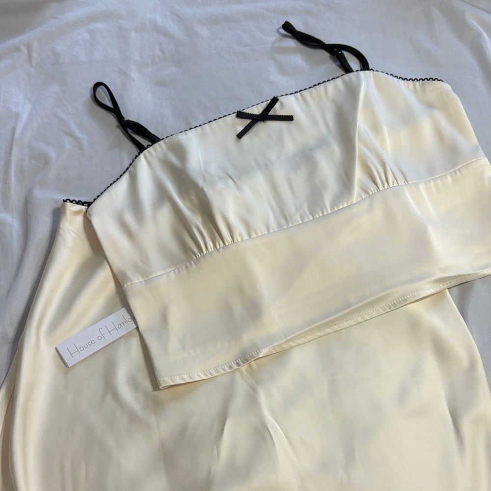 House of Harlow 1960 Cream and Black Two Piece set